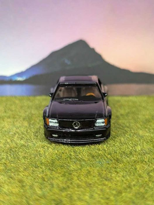 Hot Wheels '89 Mercedes-Benz 560 SEC AMG + Custom Black #1
