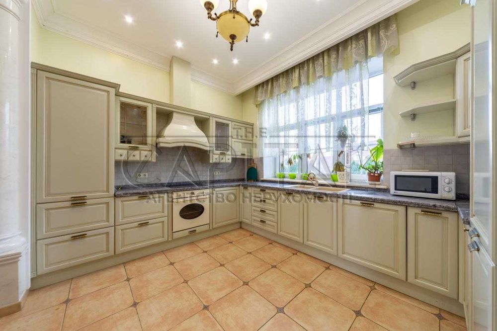 Оренда НЕЙМОВІРНОГО ГАРНОГО будинку с Романків Обухівський район 280м2