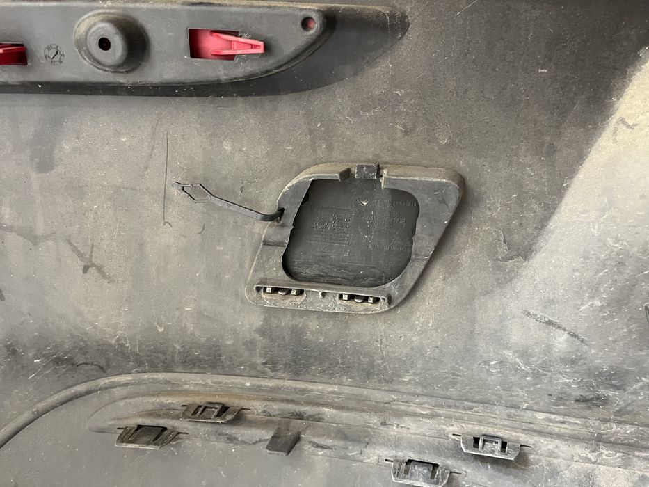 Vendo parachoques traseiro para bmw serie 1 f20