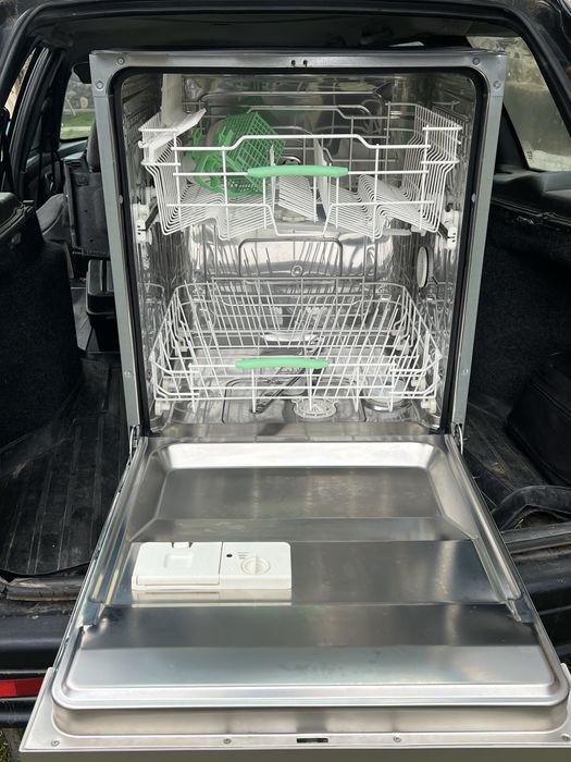 Продається посудомийна машинка Amica 60 см