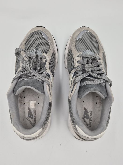 Sneakersy niskie Szare New Balance M2002 37
