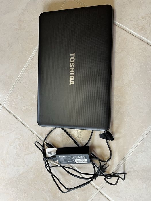 Computador portátil Toshiba