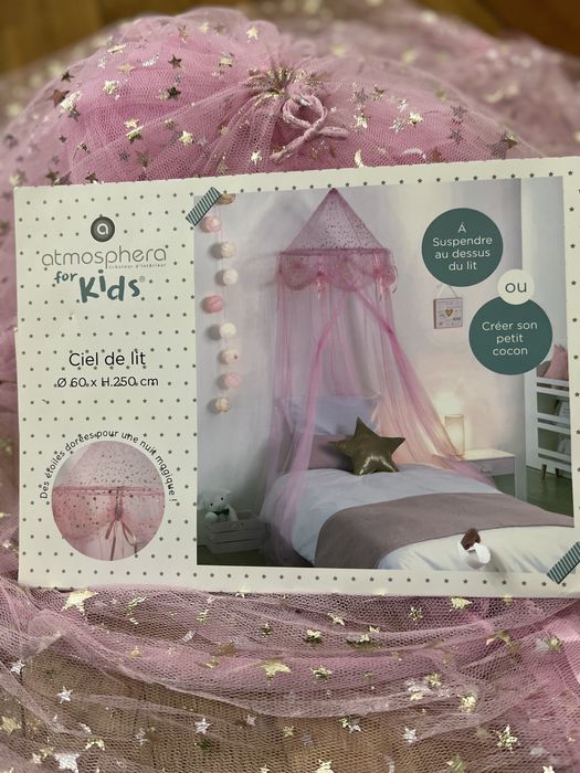 Cortinado para cama.