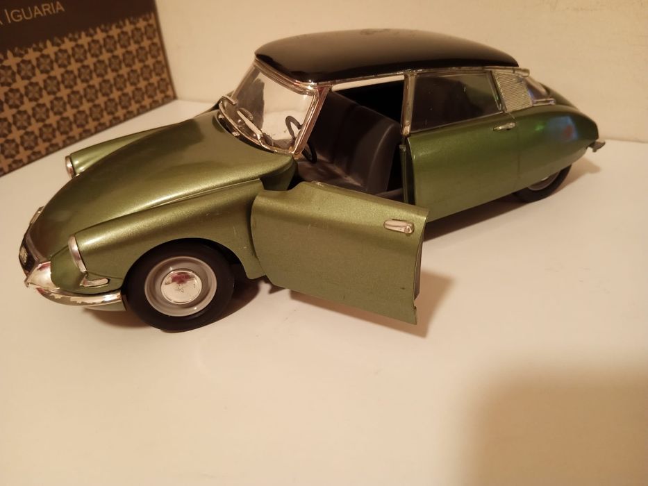Miniatura 1/18 Citroën 1963, coleção carro.