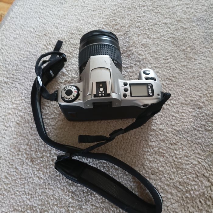 Canon EOS 300 ...