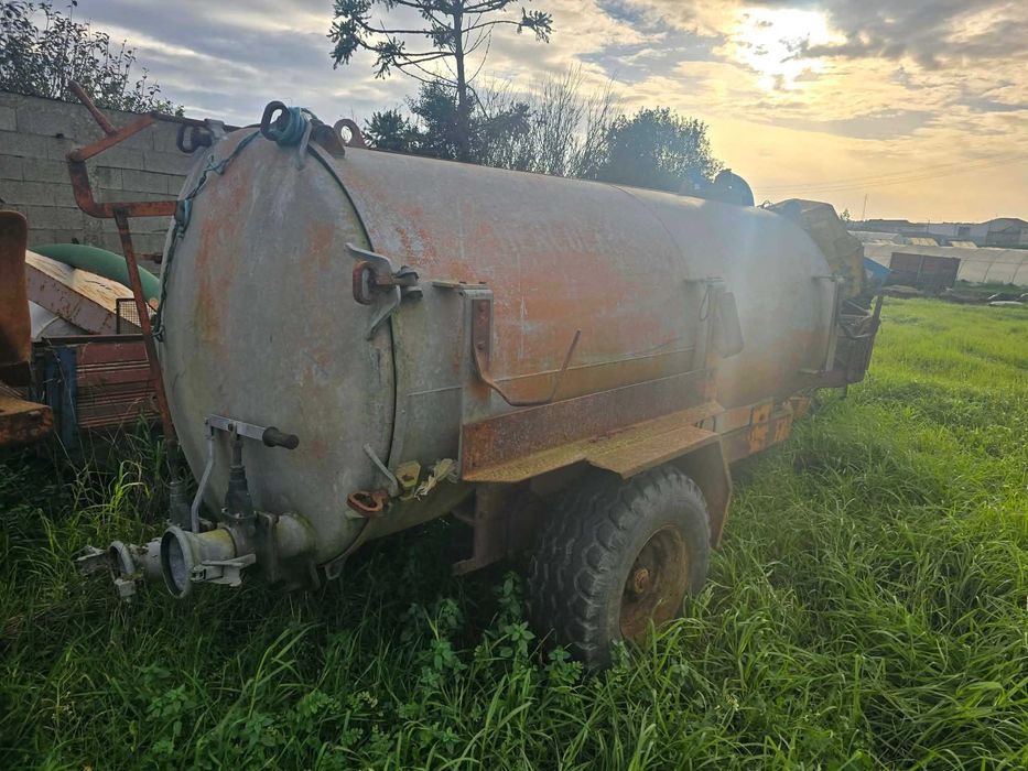 Cisterna agricola Herculano 4000 litros usada