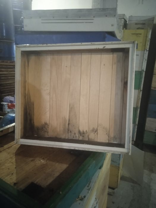 Продам 50 вуликів з рамками