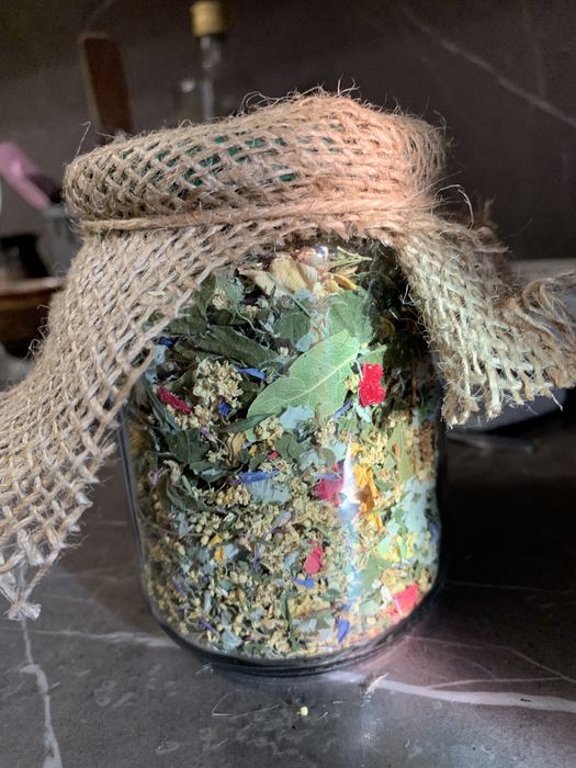 Трав‘яні збори,лікарські рослини,що допомогають у лікуванні хвороб.