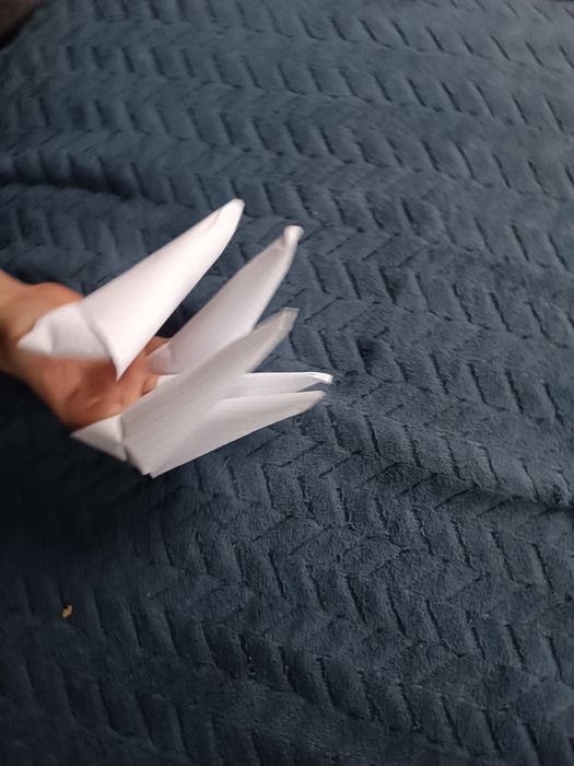 Origami szpony z papieru