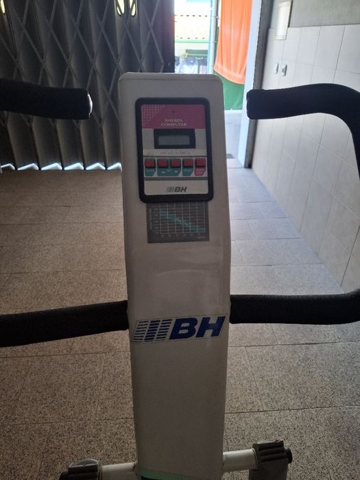 Máquina exercício de stetp