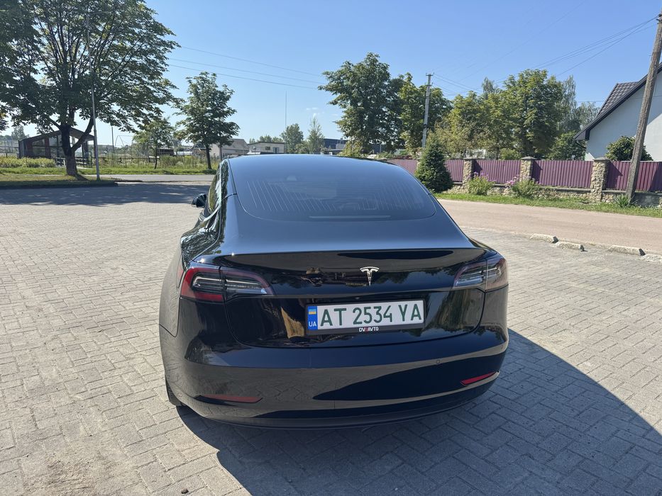Tesla model 3 ccs2