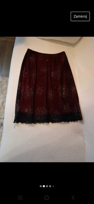 Elegancka spòdniczka mieniąca się