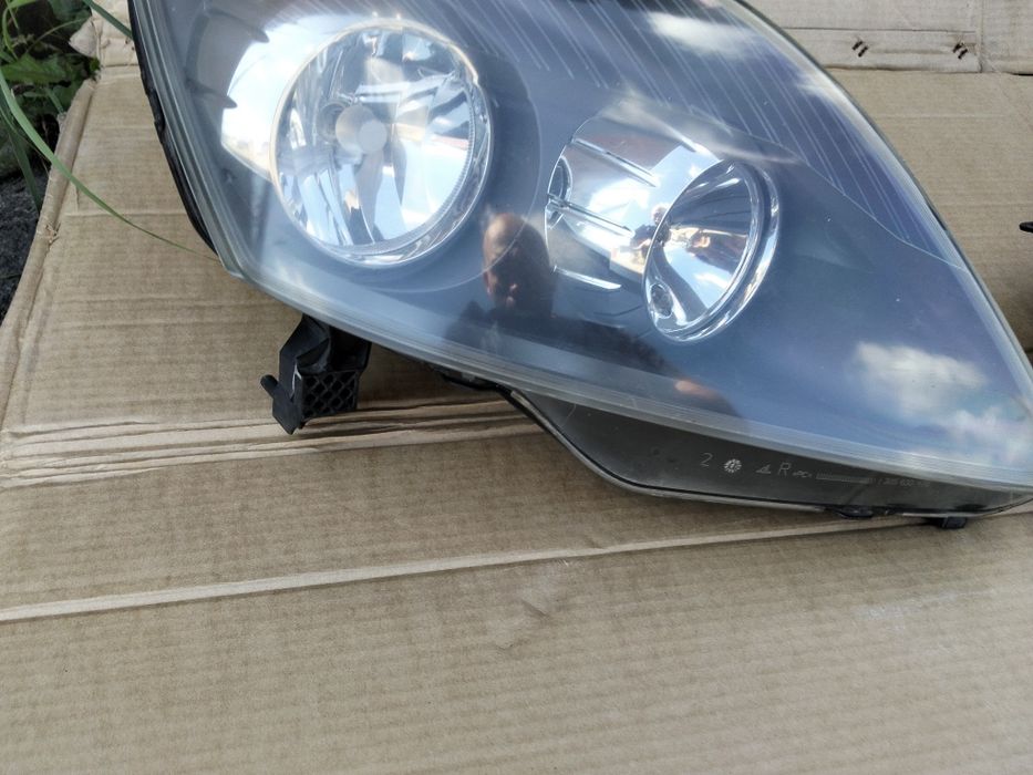 Zafira b фара лампа зефіра