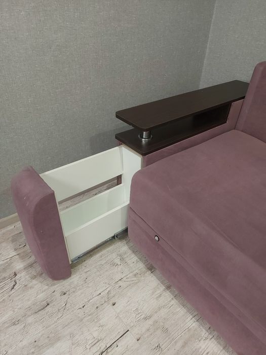 Продам диван мебель