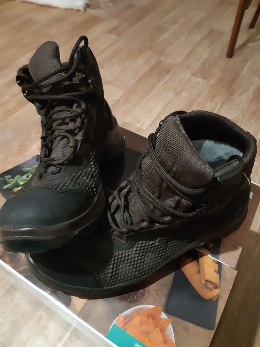 Продам ботинки (Берцы)