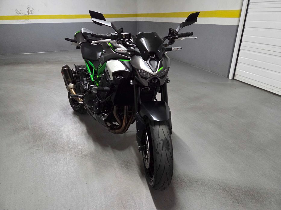 Kawasaki Z900 Performance, 2025, 7000km e garantia total da Kawasaki até 04/28