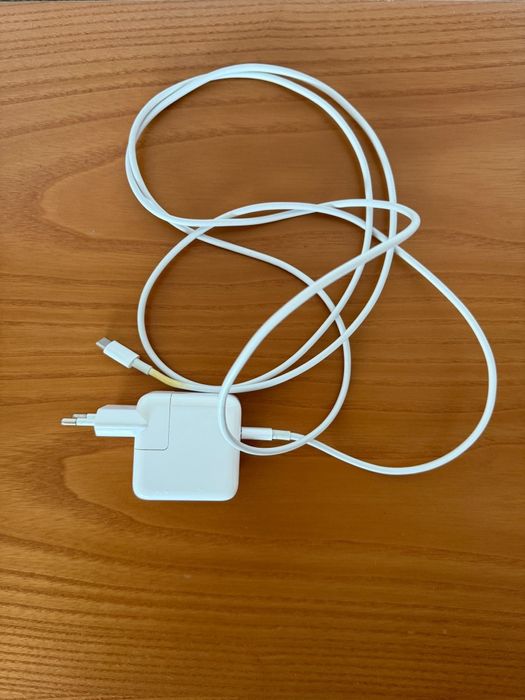 MacBook Air 13" – Excelente Estado!