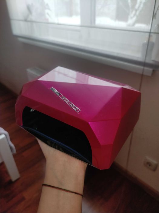 Лампа для сушіння нігтів на запчастини, або для користування