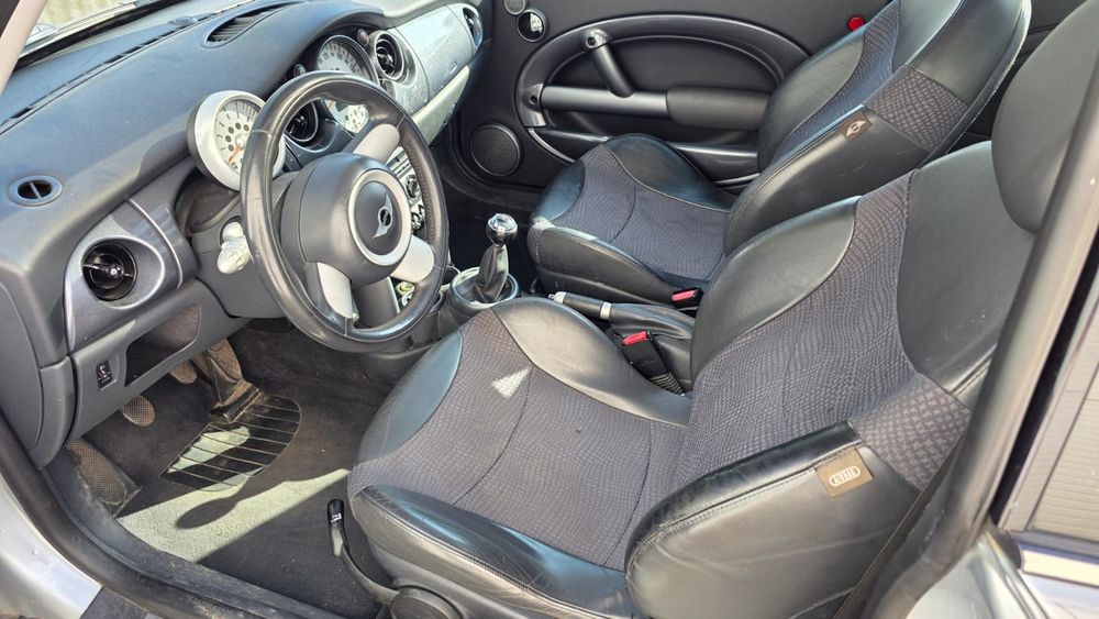 Mini Cooper R50 r53 (para peças)