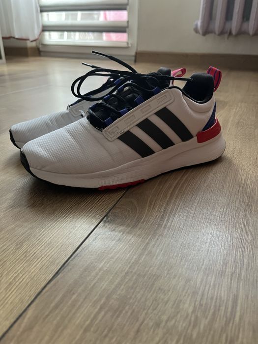 Buty Adidas Racer TR21
