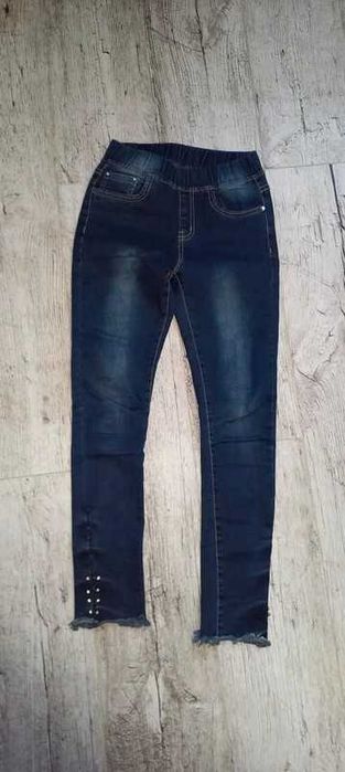 Spodnie jeansy r.152