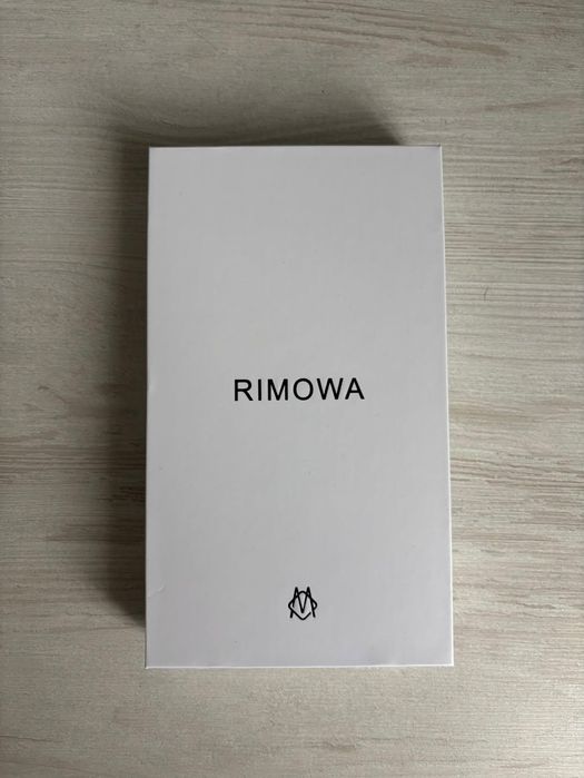 Rimowa etui iPhone 17 pro