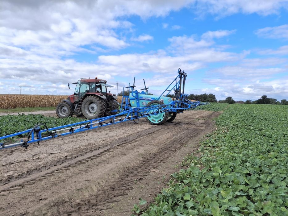 Opryskiwacz Berthoud 2200l 24/21m Wysoka wieża Nie Hardi Rau Blanchard