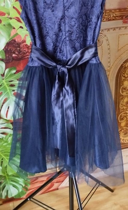 Нарядне плаття для дівчинки