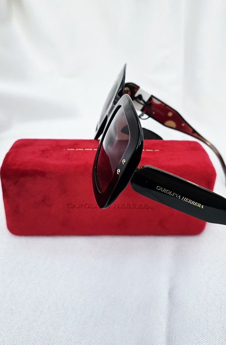 Okulary przeciwsłoneczne Carolina Herrera