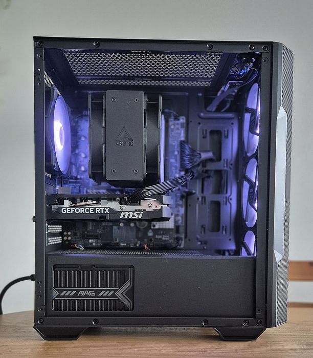 PC Gaming TOPO Ryzen 5/ RTX 5060/ 16GB garantia