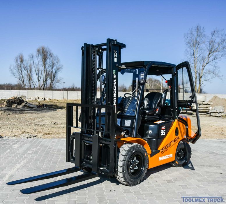 Wózek widłowy spalinowy Hangcha CPYD35