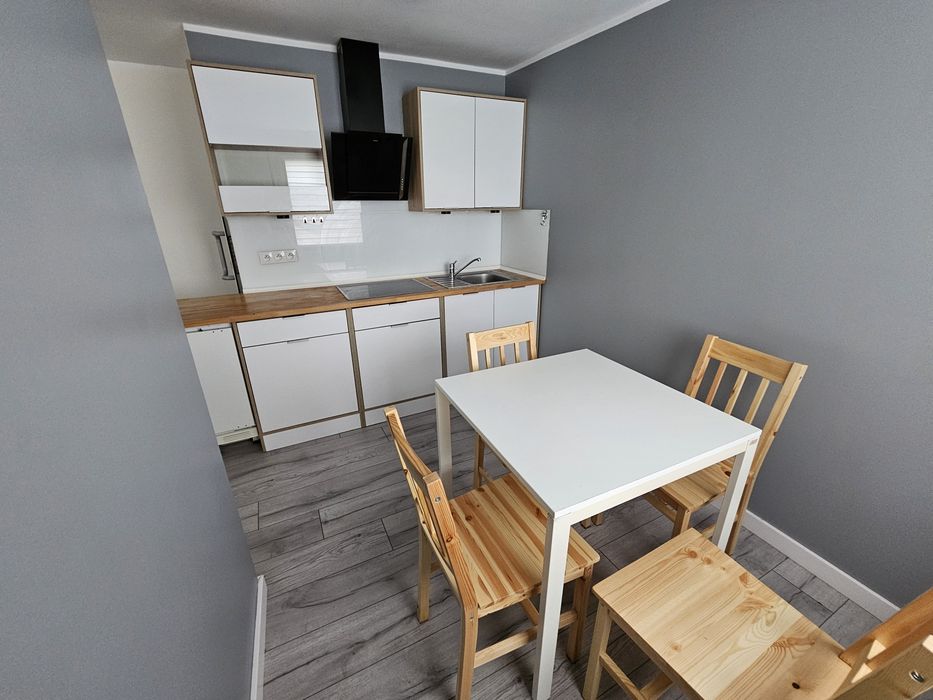 Wynajmę mieszkanie salon z kuchnią