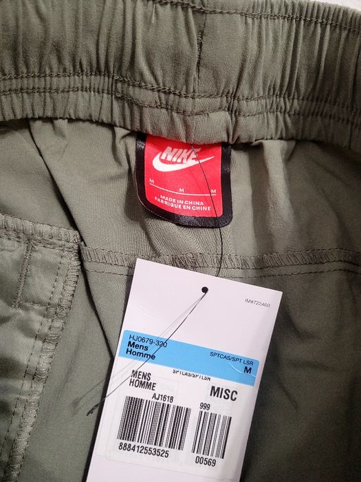 Шорти NIKE Sportswear Tech Woven нові original