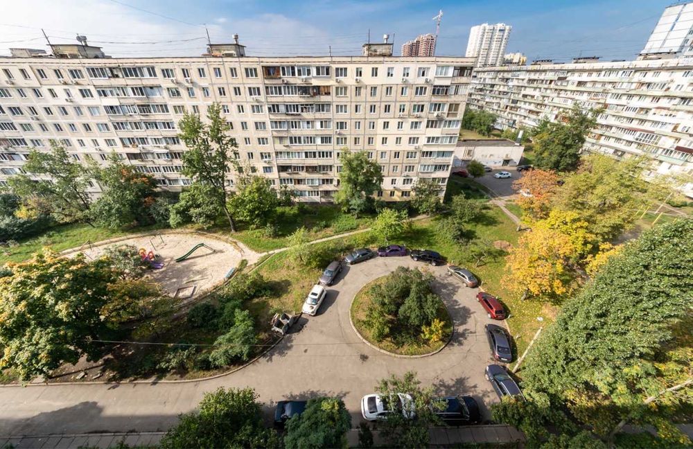 подобово квартира!  Прям біля м. Оболонь