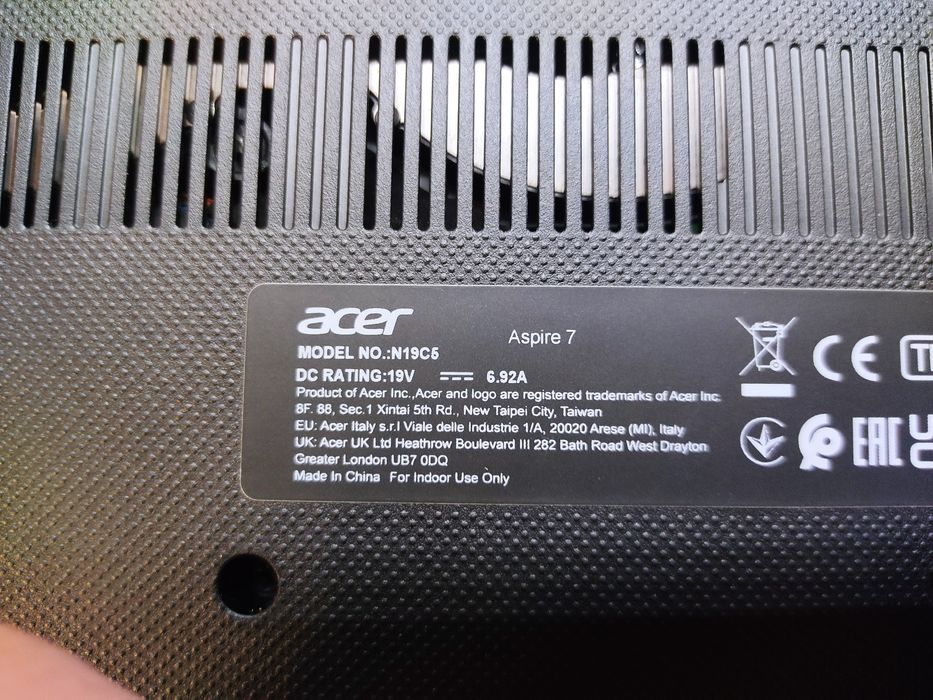 Продам корпус ноутбука Acer Aspire 7