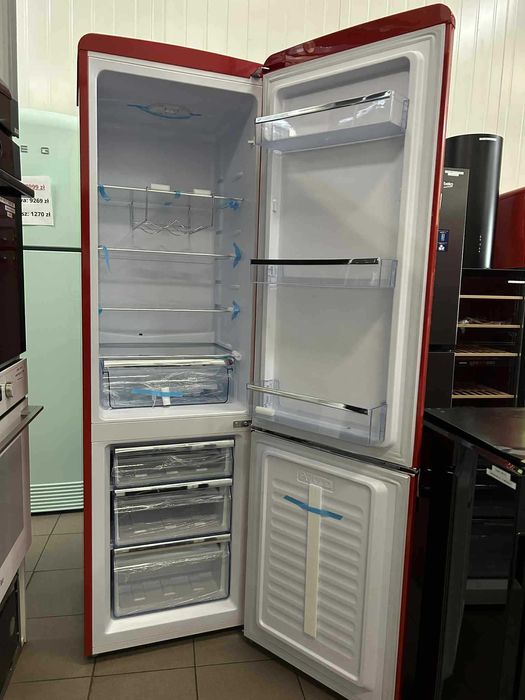 Lodówka Amica RETRO CZERWONA 181 Cm wysokości Oferujemy dostawę