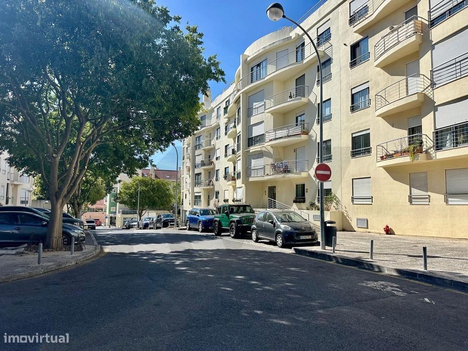 Apartamento T3 | 135 m2 de área bruta privativa | 2 lugares de garagem