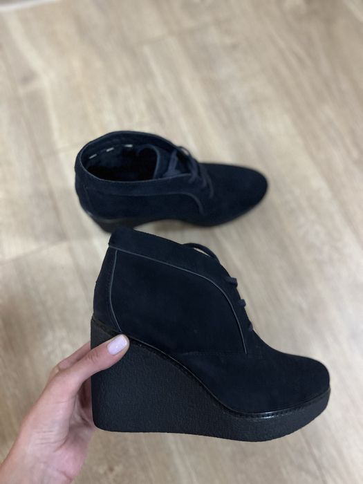 Tommy Hilfiger взуття на танкетці