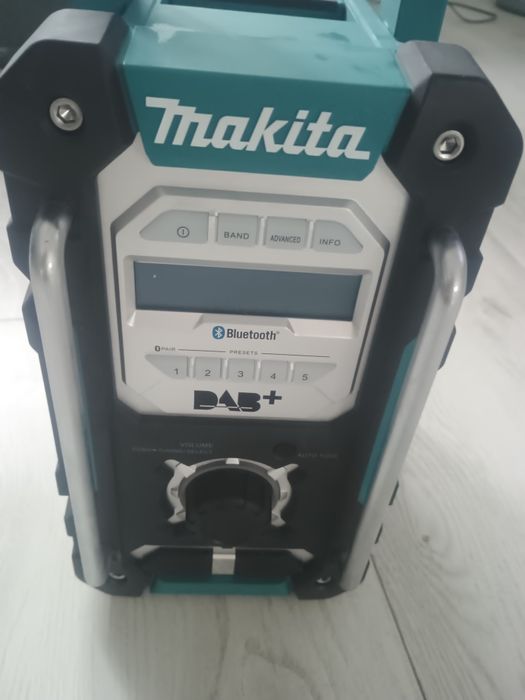 Radio Makita Dmr112