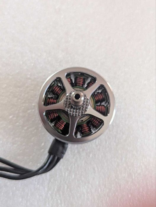 Мотори BrotherHobby Avenger 2816 для дронів (3×810KV + 1×1050KV)