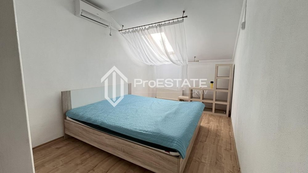 Продаж Таунхауса + гараж в центрі Борисполя