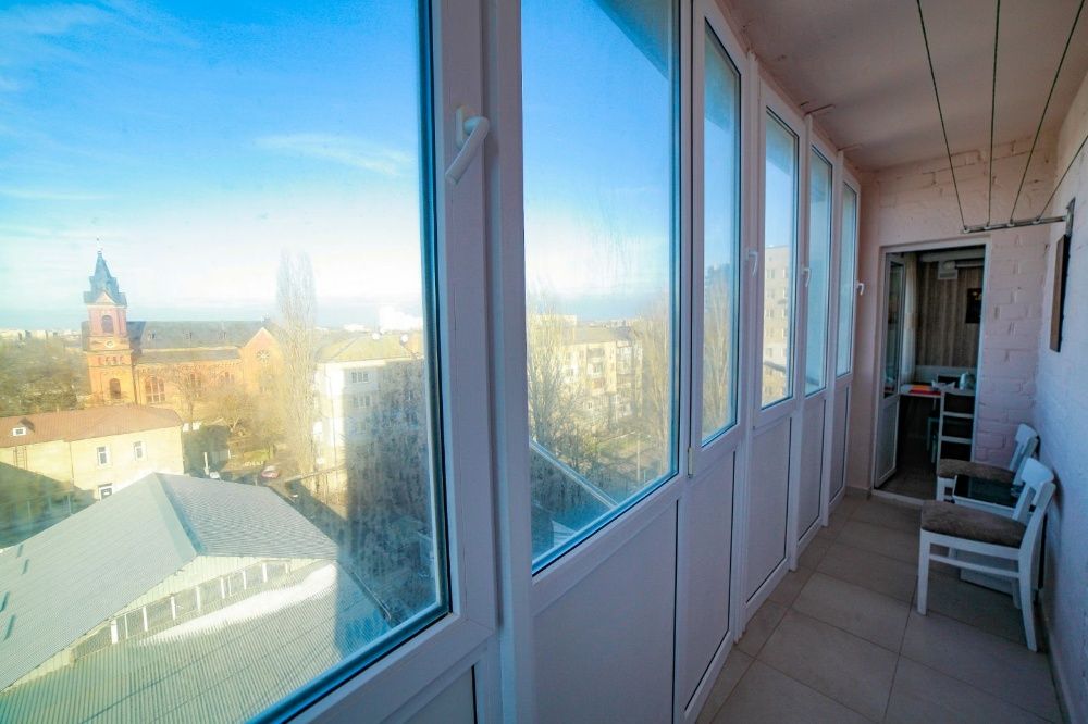 Подобова квартира біля Соборної з 2 окремими спальнями