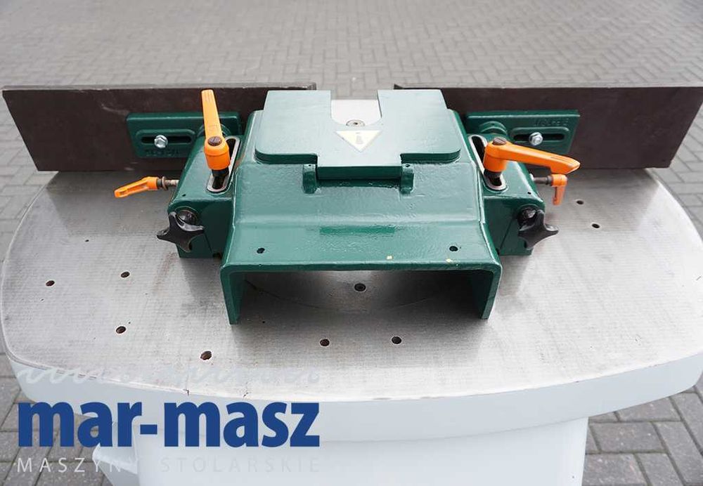 Frezarka dolnowrzecionowa Schneider os 30mm