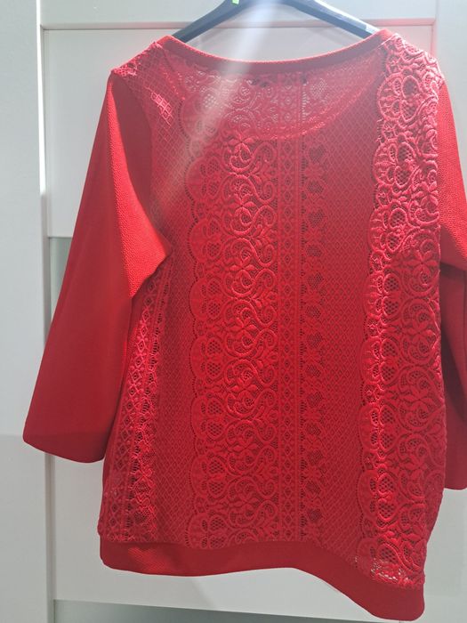 Bluzka bluza koronkowa czerwona