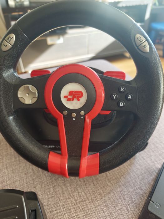 Kit volante e pedaleira Nintendo switch. Também compatível com PC.