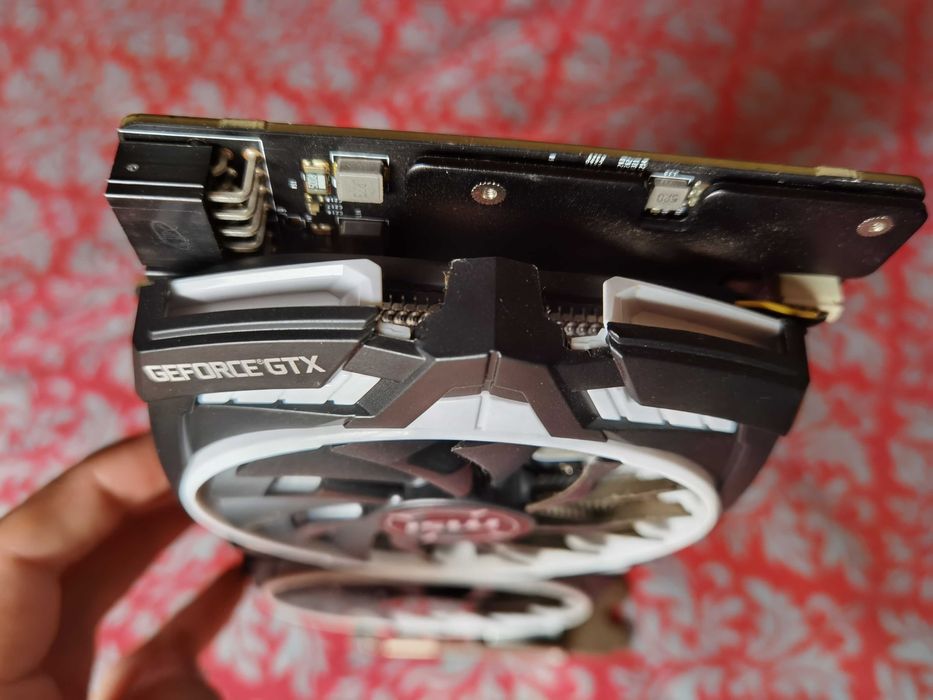 Msi GTX1080 Avariada