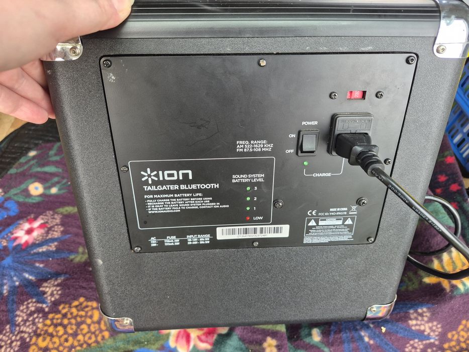 Głośnik Przenośny ION Tailgater Bluetooth / Radio AM/FM / Akumulator