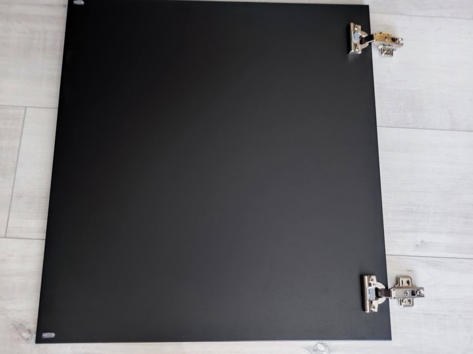 Porta Selsviken 60x64 Preta Brilhante