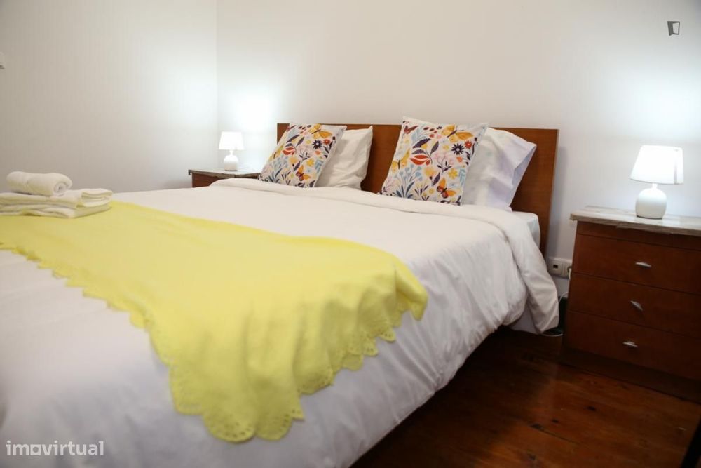 Quarto - localizado em Penha de França Lisbon