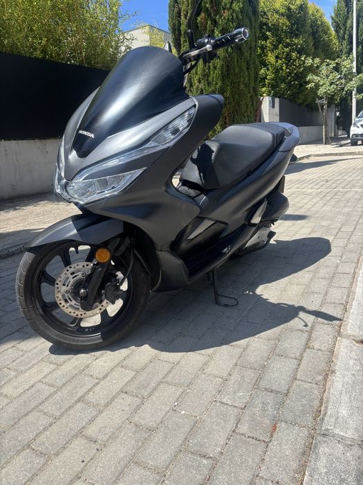 Mota  pcx   2020